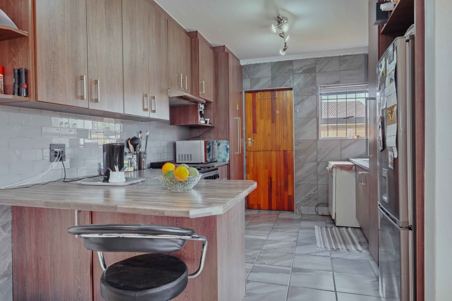 2 Bedroom Property for Sale in Parsonsvlei Eastern Cape
